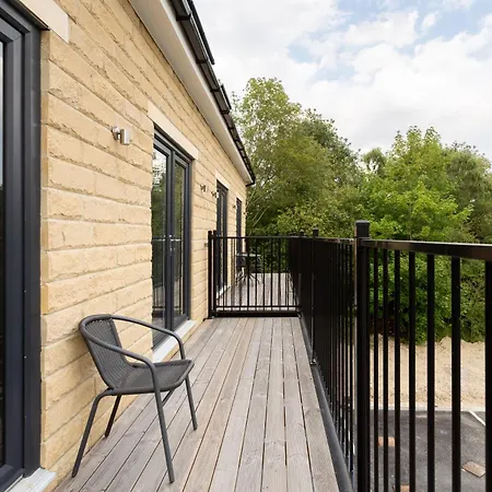 Holiday home Cosy 5 Bedroom Home, Sleeps 6 *